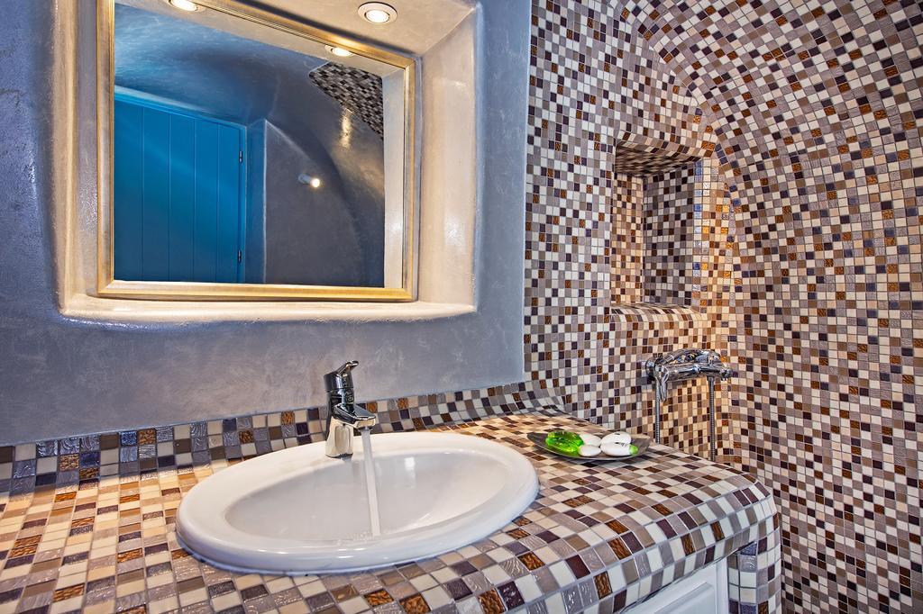 Ananda Suites Imerovigli  Rum bild